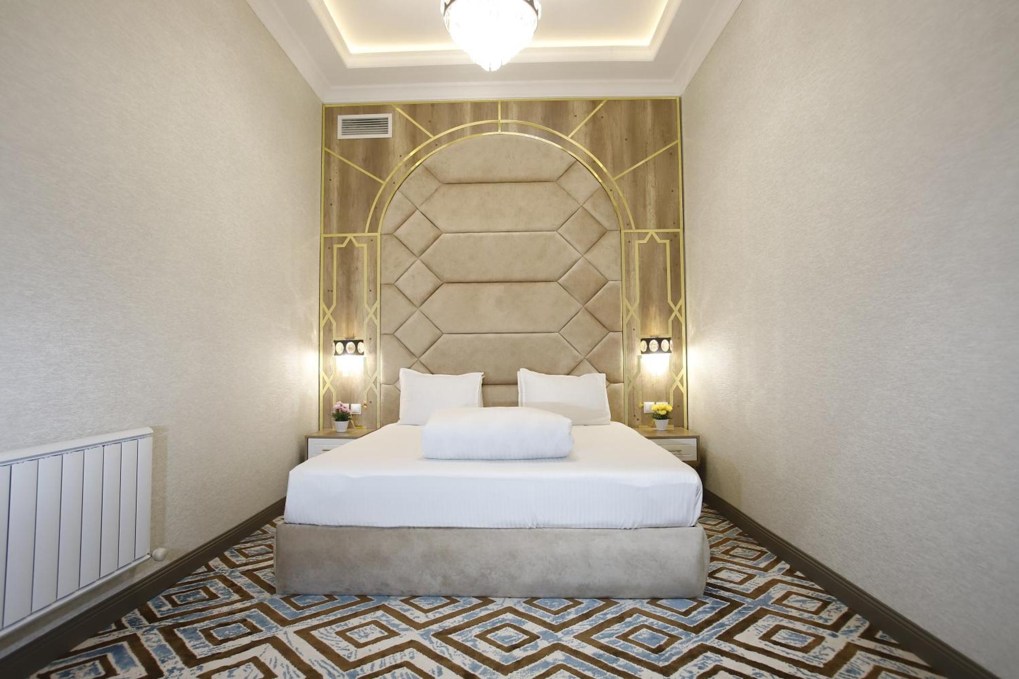 Khan Palace Turkistan Екстер'єр фото